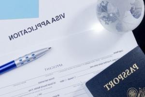 美国签证申请及护照